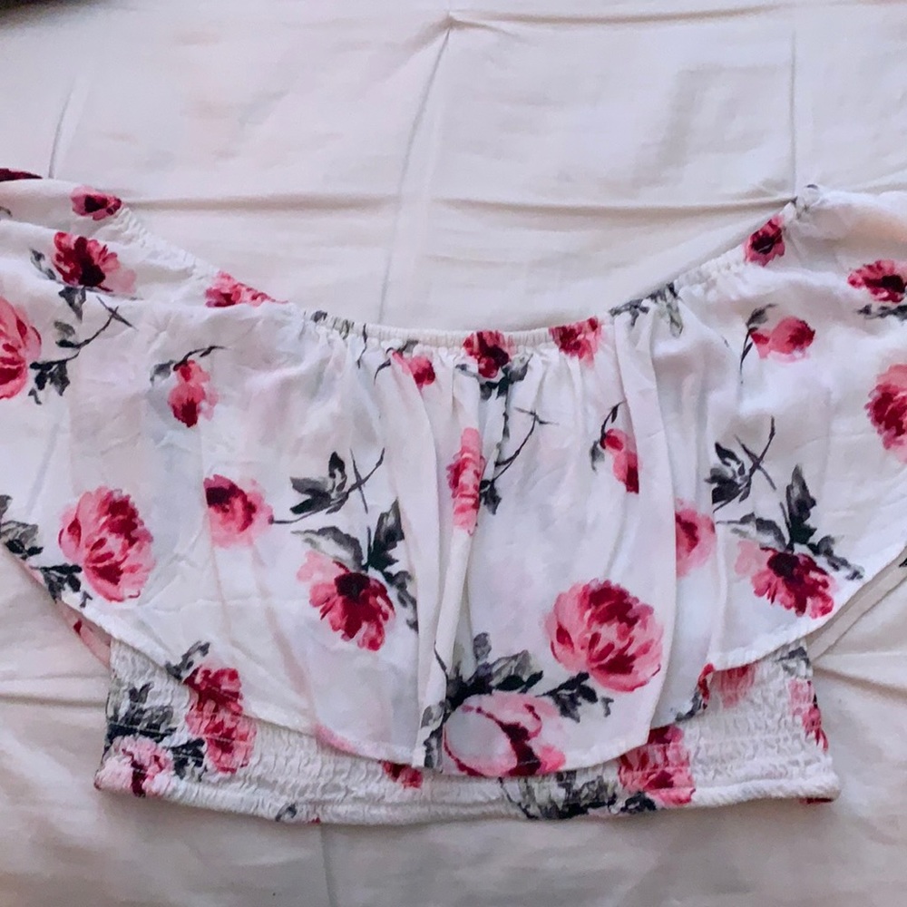 Off the shoulder floral cropped top